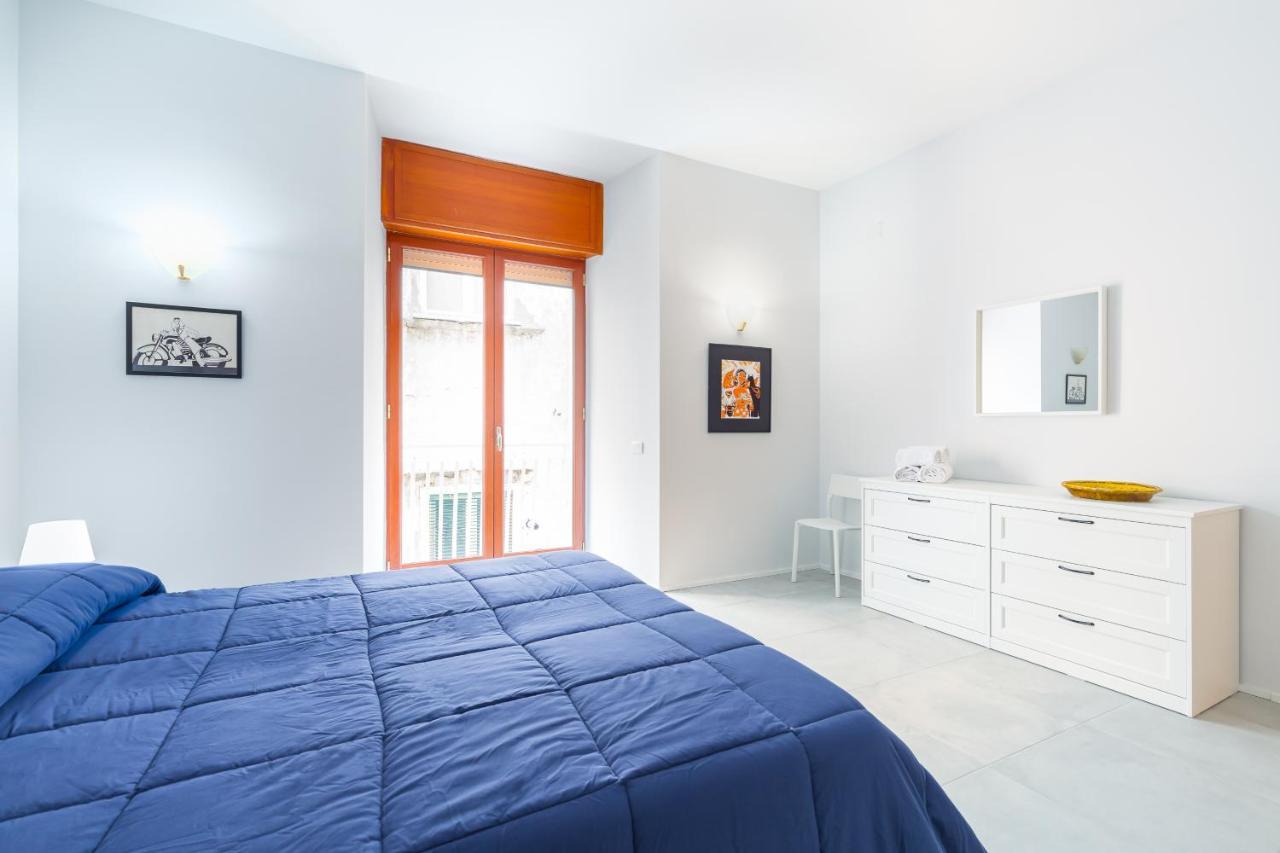 Casana On Christmas Alley By Napoliapartments Bagian luar foto